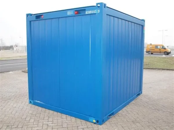 10ft Accommodation unit.